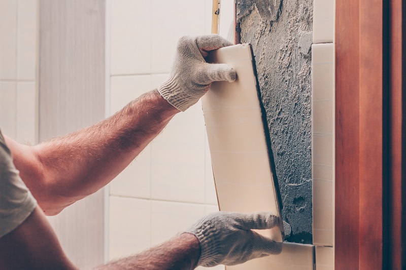 Asbestos abatement process for bathroom tile
