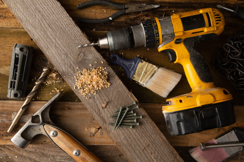 screw drill wood workbench